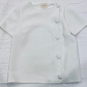 Sezane Short Sleeve White Blouse w. Button Detail